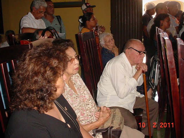 Entre los vecinos afectados por bares ruidosos, esta el doctor Joaquin Flores Huerta, ex Registrador de la Propiedad en Granada